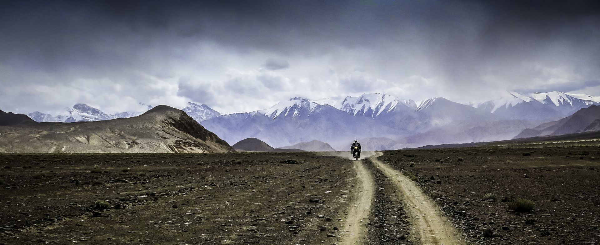 RTWPaul: Bartang Valley, Tajikistan…Do You Have Enough Fuel? RTWPaul: Bartang Valley, Tajikistan…Do You Have Enough Fuel?