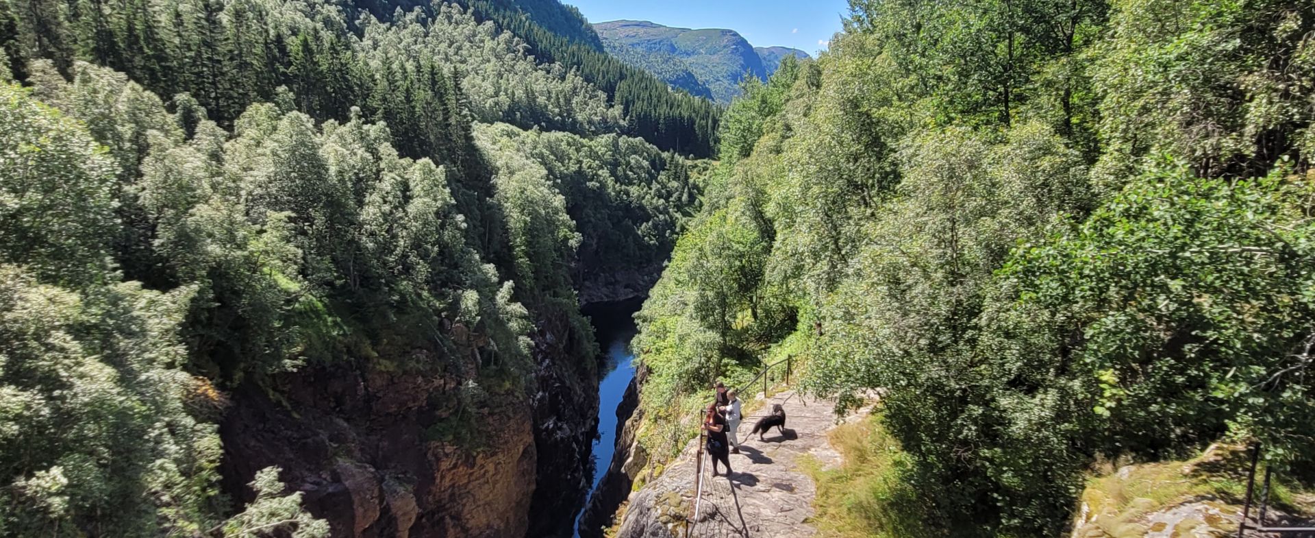 Dorgefoss waterfall