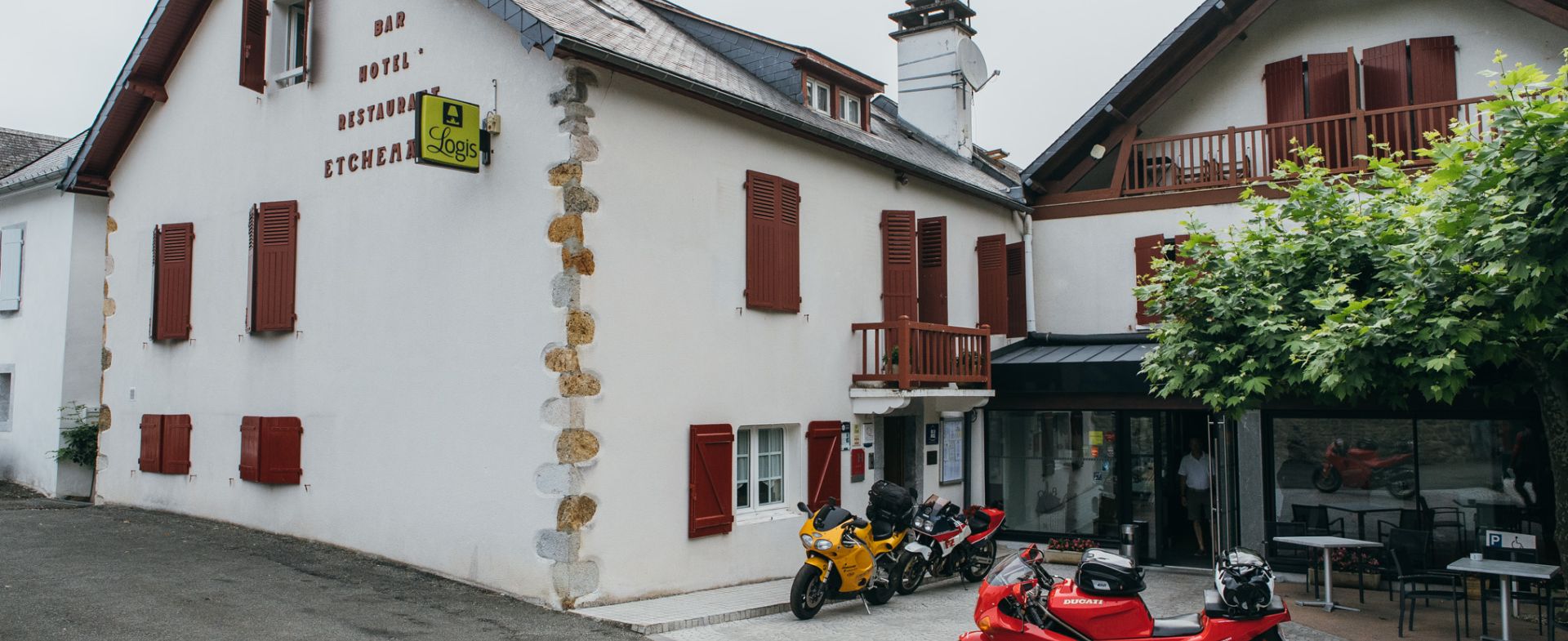 Hotel Restaurant Echtemaïté