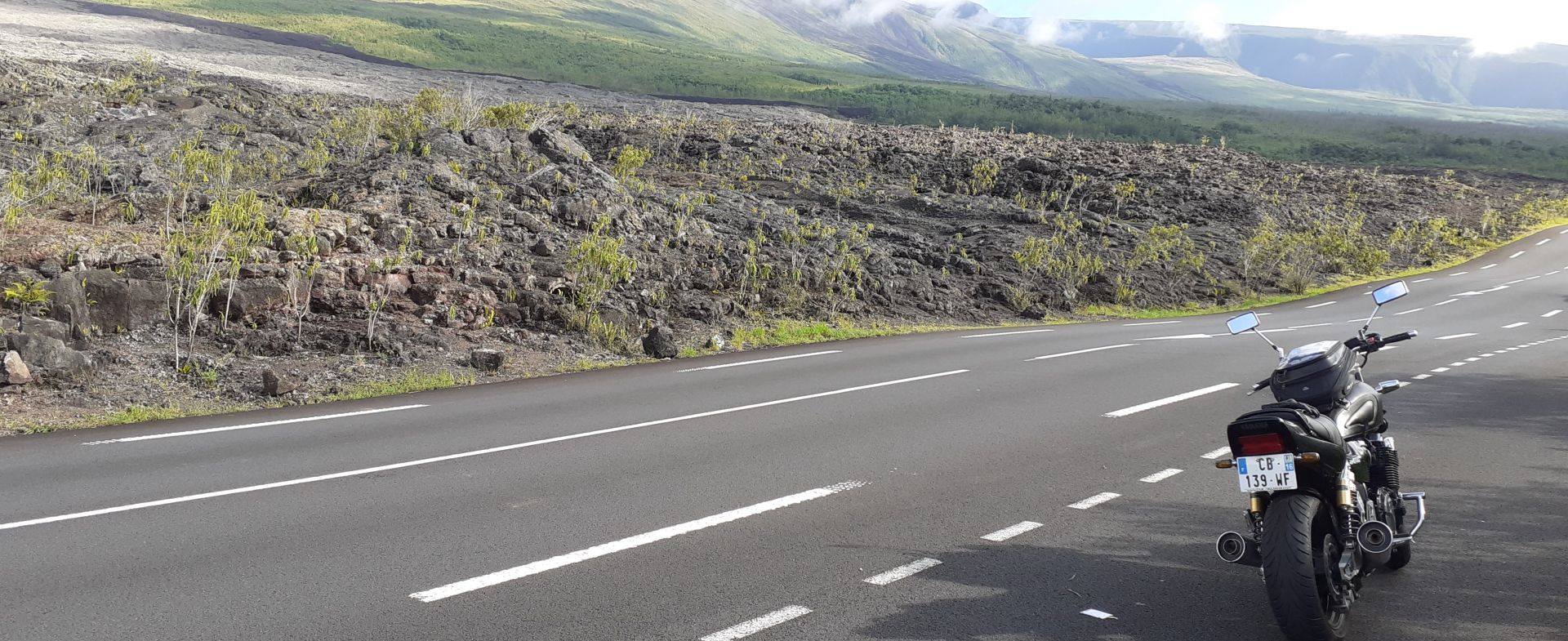 RN2 at the feet of the Piton de la Fournaise