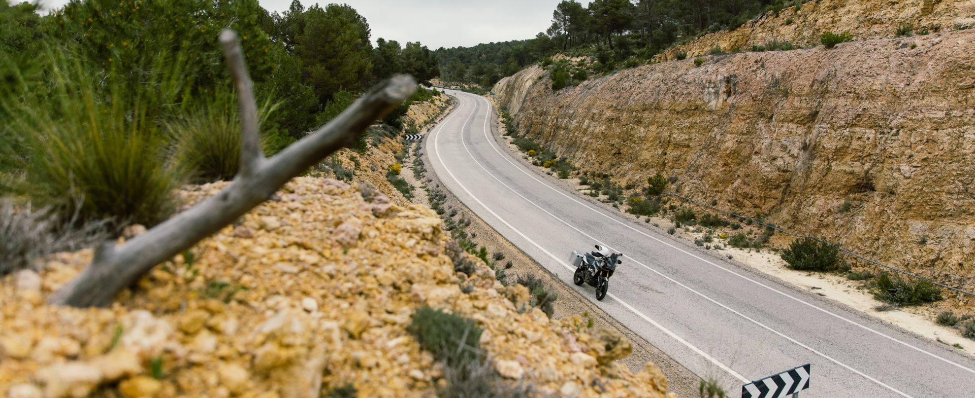 CM3201 - Alcalá del Júcar - Almansa