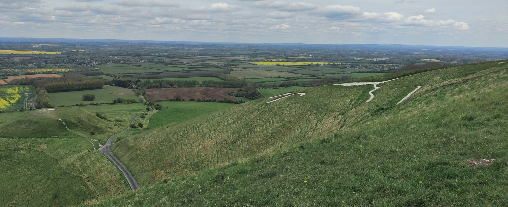 Lambourn Downs ; Vale of the White Horse
