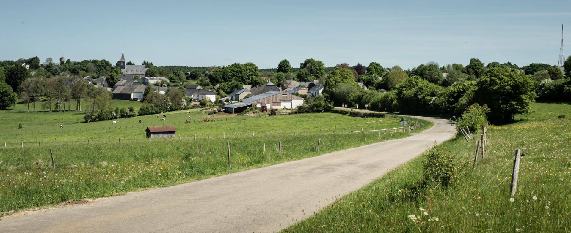 Fauvillers - Léglise