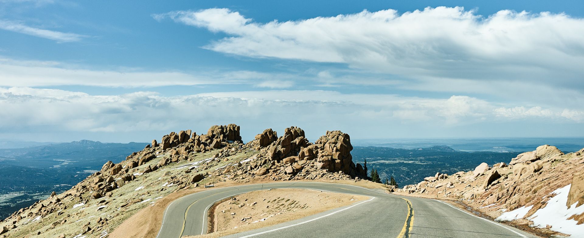 Pikeas Peak Highway