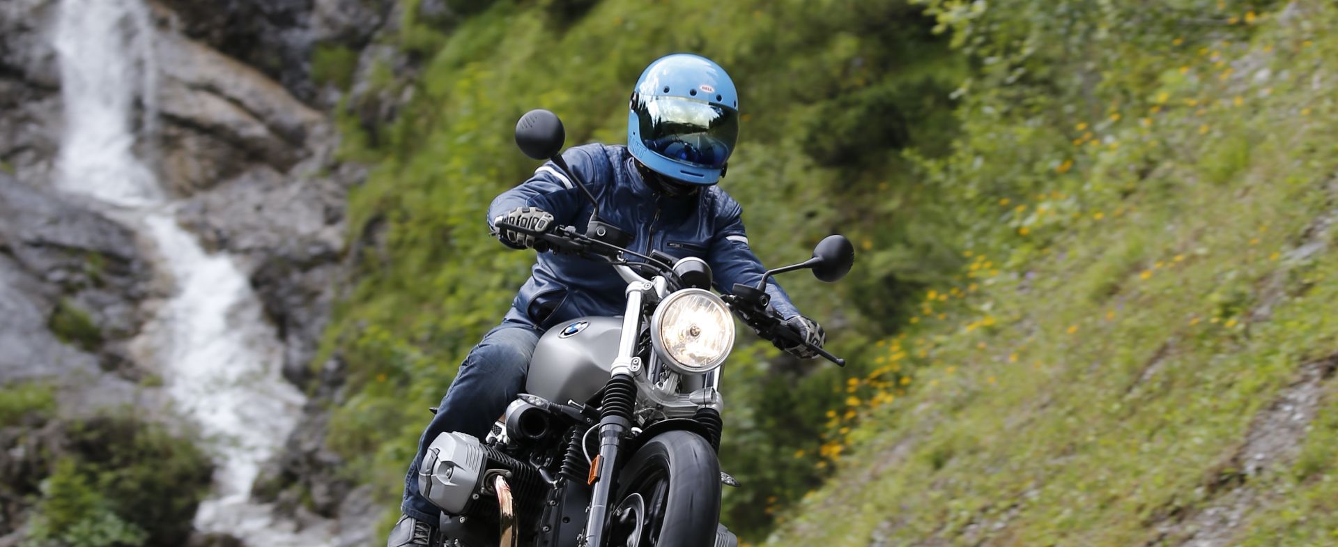Nyar 2018 motor elso nap