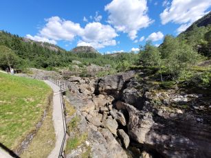 Dorgefoss waterfall