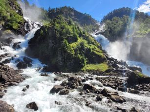 Låtefoss waterfall