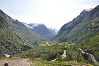 15, Laegervatna - Hjelle