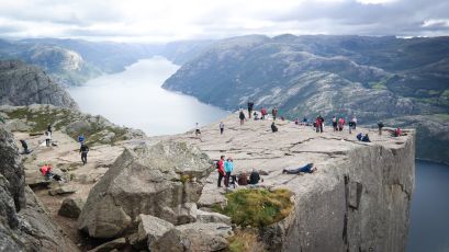Road to Preikestolen