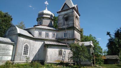 Wooden church Kosʹmy I Dam'yana