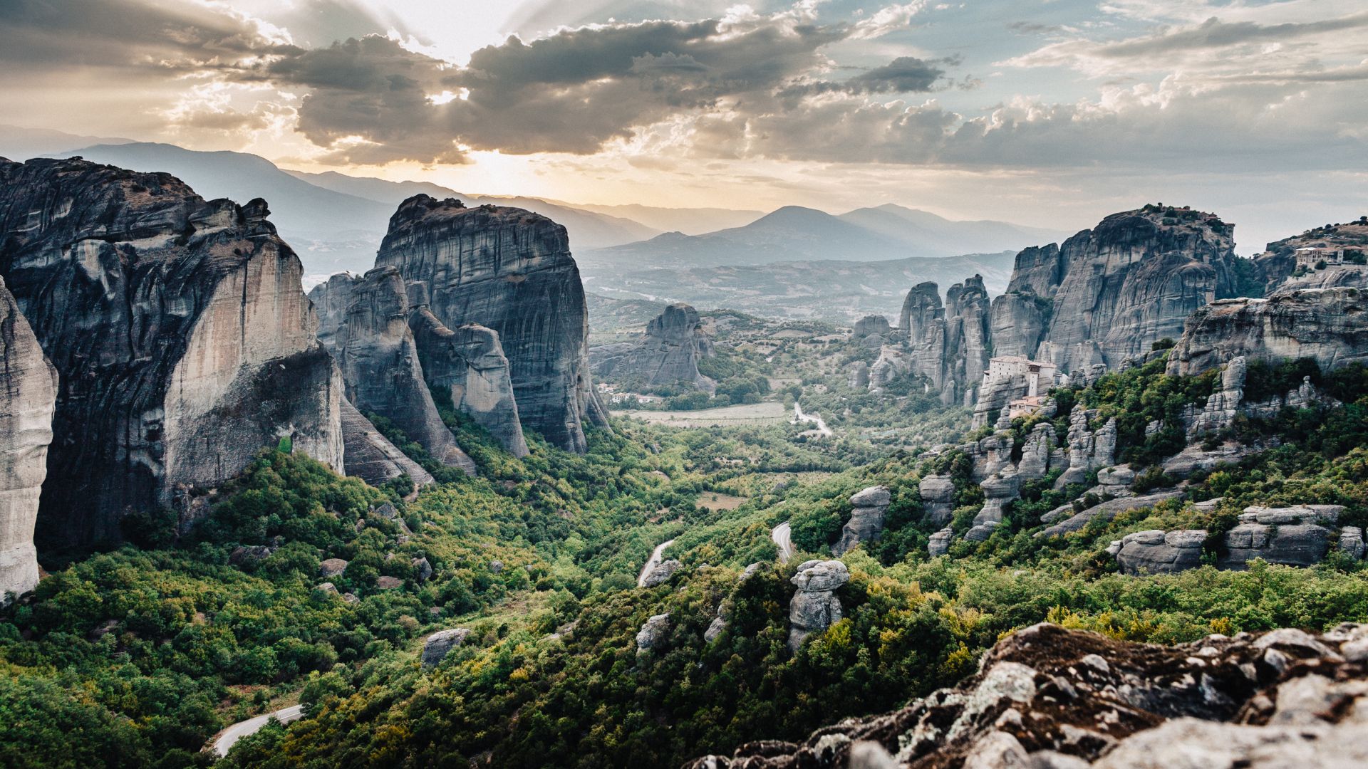 Meteora Road | Motorcycle Diaries