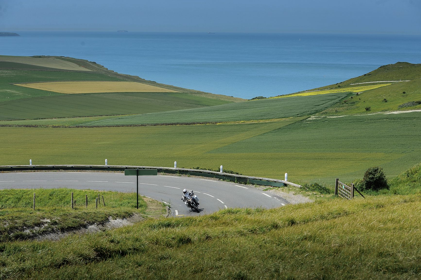 D940 / Cap Blanc Nez - Cap Gris-Nez | Motorcycle Diaries