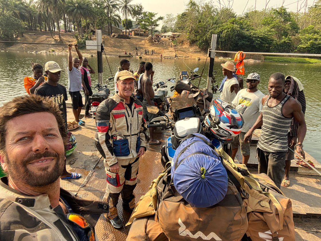 Pumwee on Wheels - An adventure through Africa, into Europe...