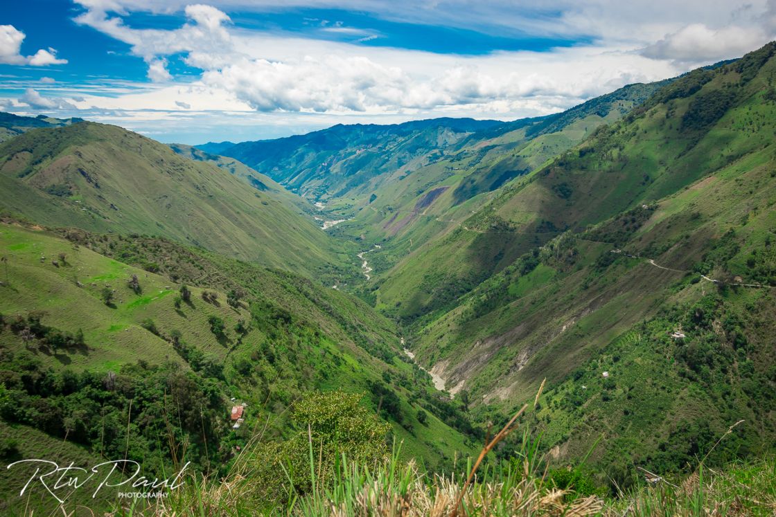 Colombia’s Paradise of Coffee and Dirt