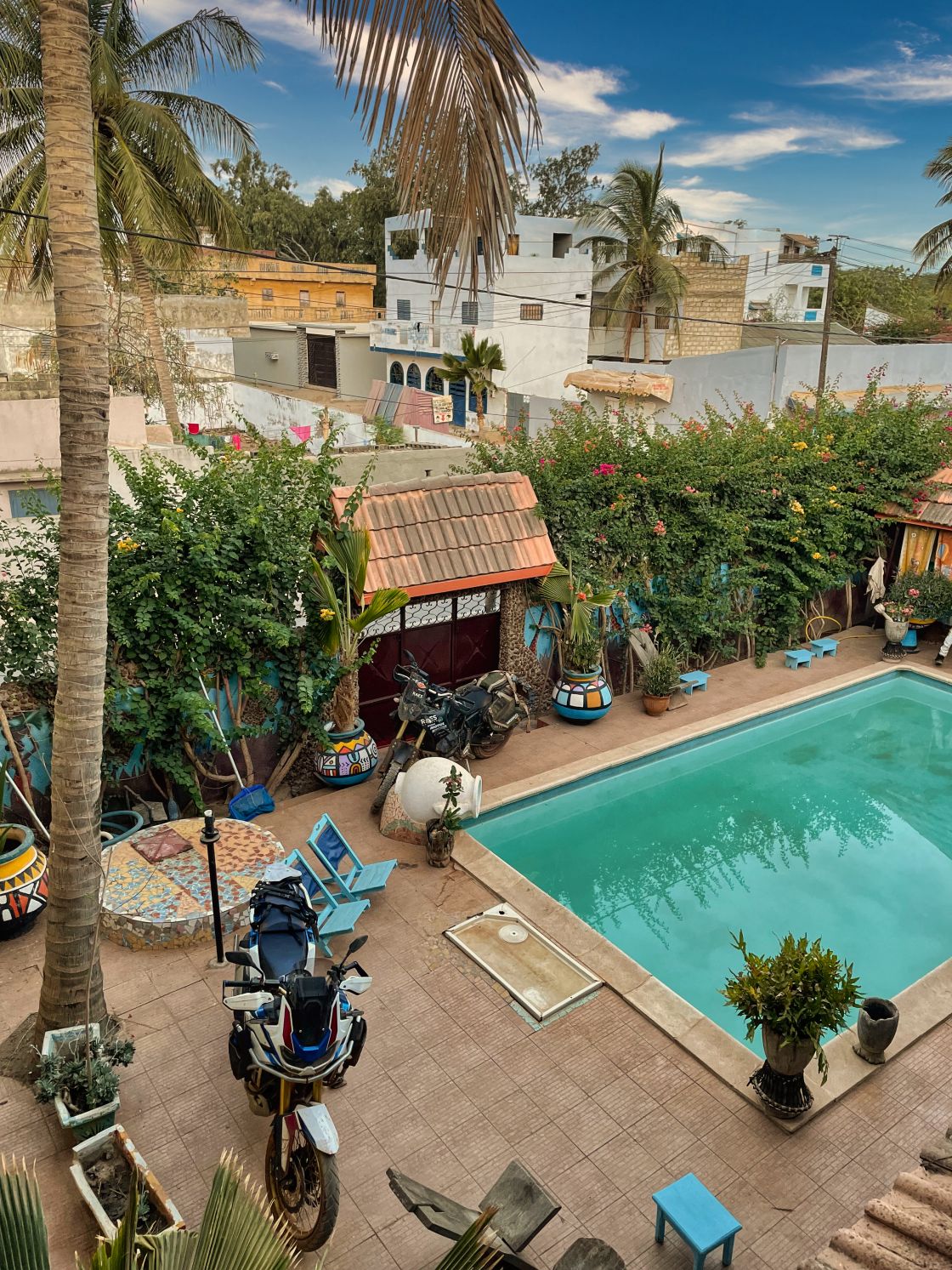 Our hotel in Saly, a beach place situated at roughly 70km from Dakar. Lot of Europeans are running a guesthouse here.