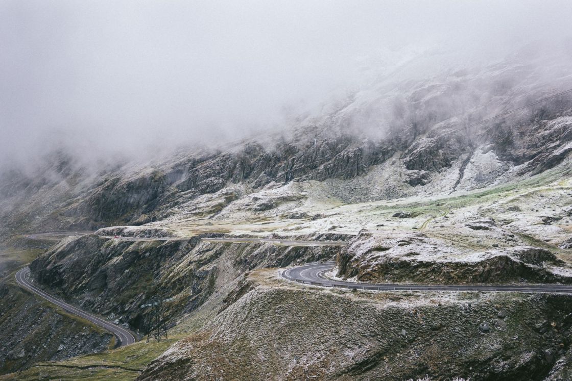 Greatest riding roads in Europe: top 10: Transfagarasan