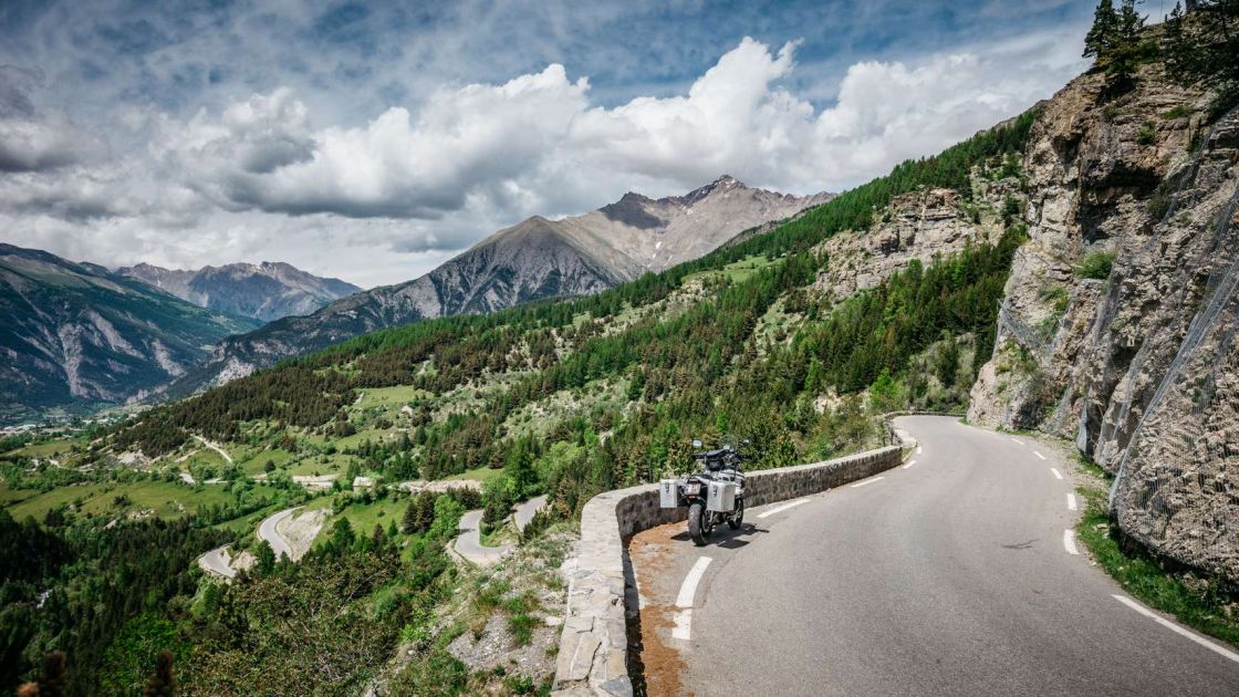 Col de la Bonette, just an hour's dash from the coast