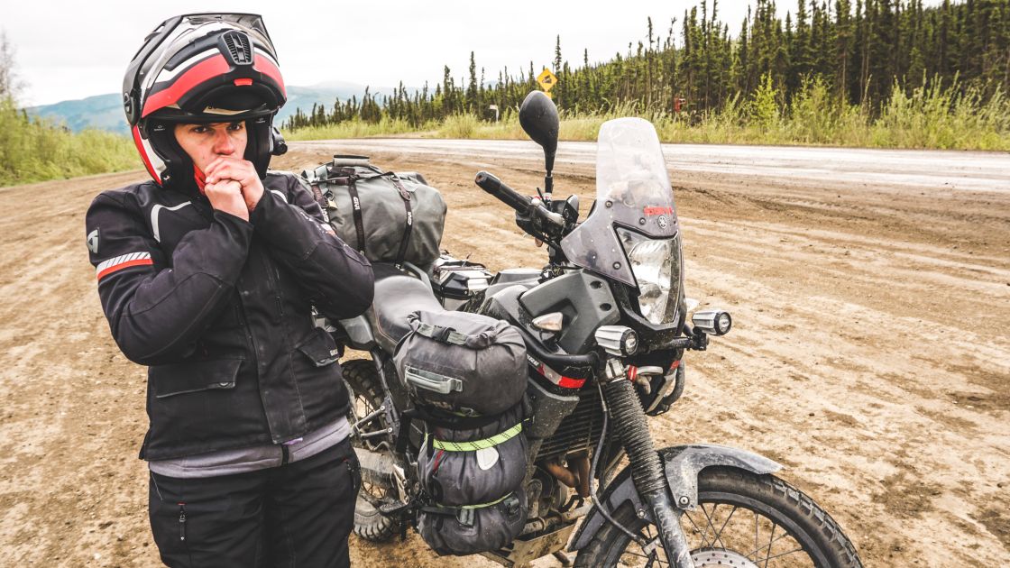 Traveling on a motorcycle: 14 tips by Around Gaia #13 Always wear ear plugs