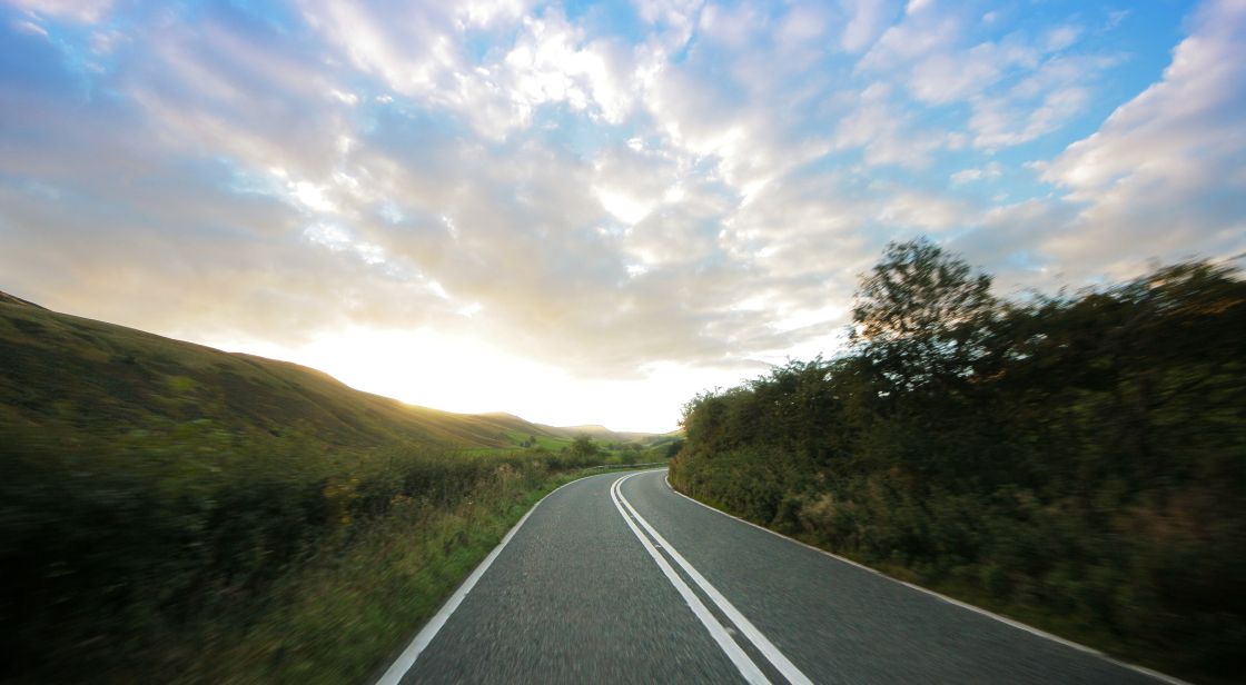 Racing through the serpentine Snake Pass.