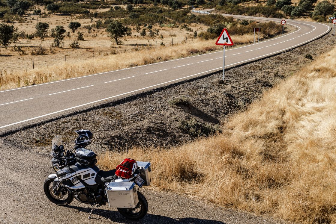 Motul roads to Cheste: Lisbon - Valencia