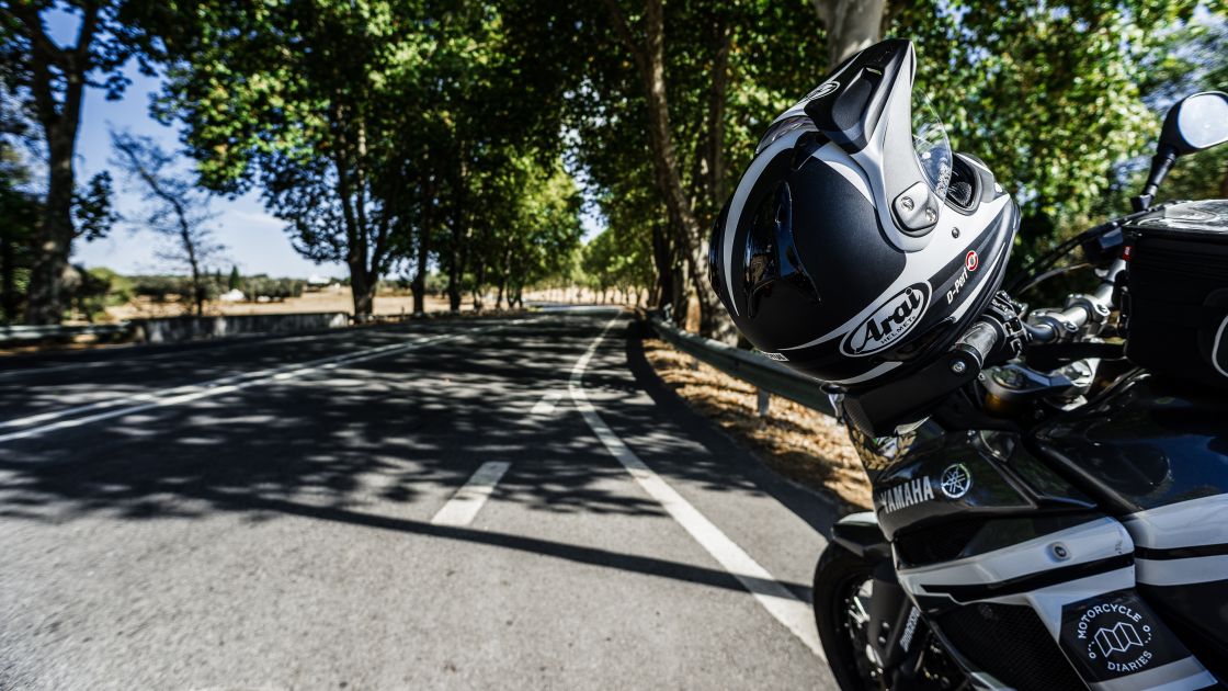 Motul roads to Cheste: Lisbon - Valencia