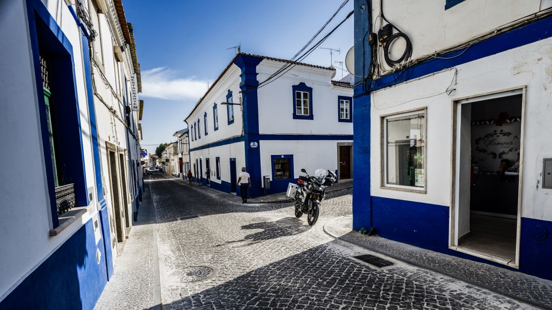 Motul roads to Cheste: Lisbon - Valencia