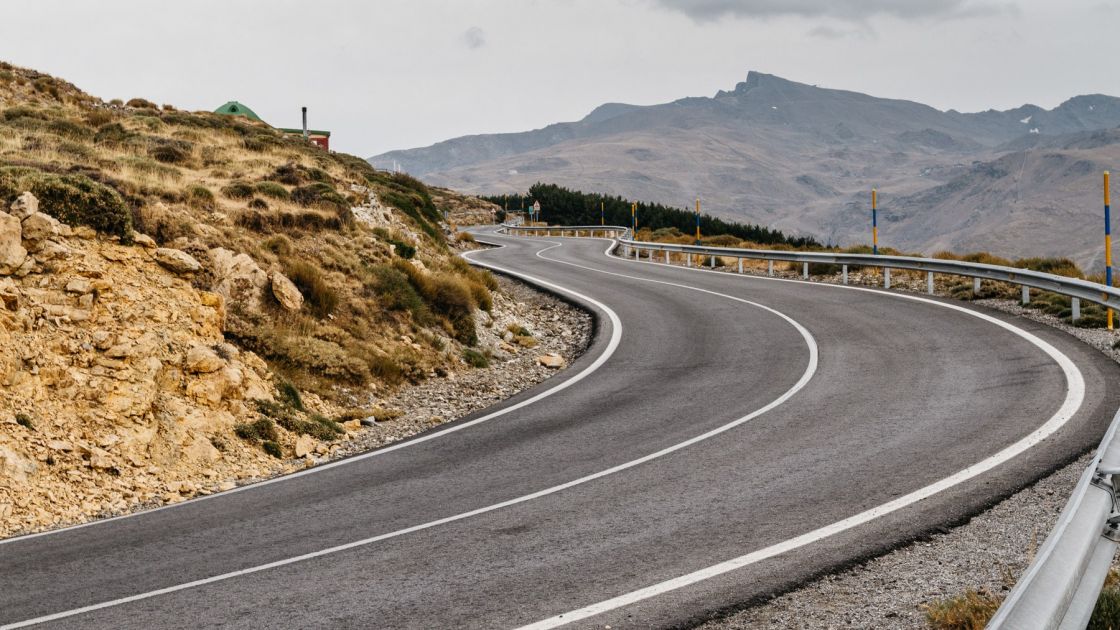 The A395 in Sierra Nevada is a pure joy for bikers