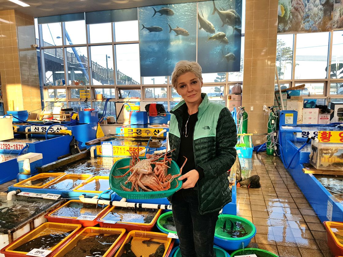 My last dinner in Korea I had to 'catch' it myself! It was quite an interesting set up. We picked our live seafood at the market where it was killed and skinned. Then we took it upstairs to a special restaurant where it was cooked for us. This was super fresh and delicious! 