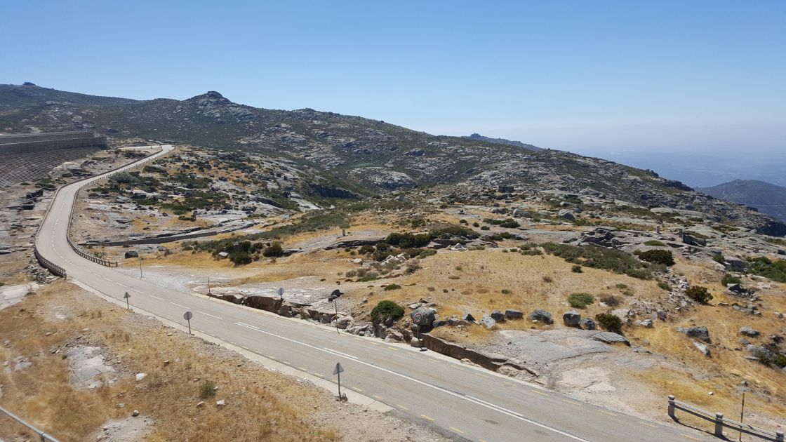 Road to the highest point of Portugal, Torre - Portugal