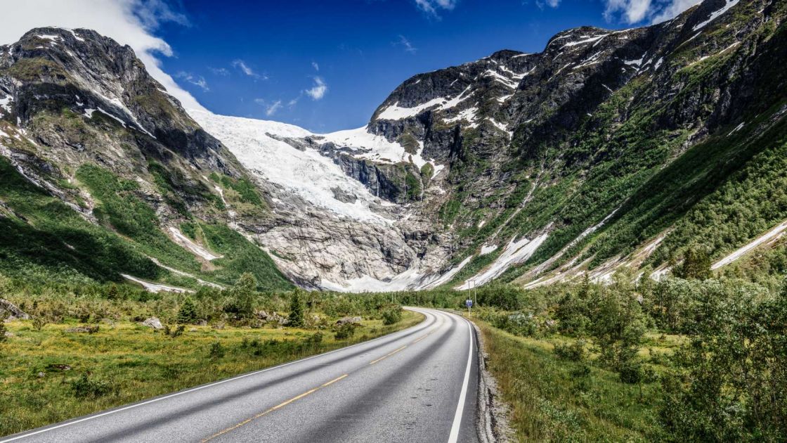 Route 5 as it curves towards one of the great Norwegian glaciers, the Jostedaksbreen