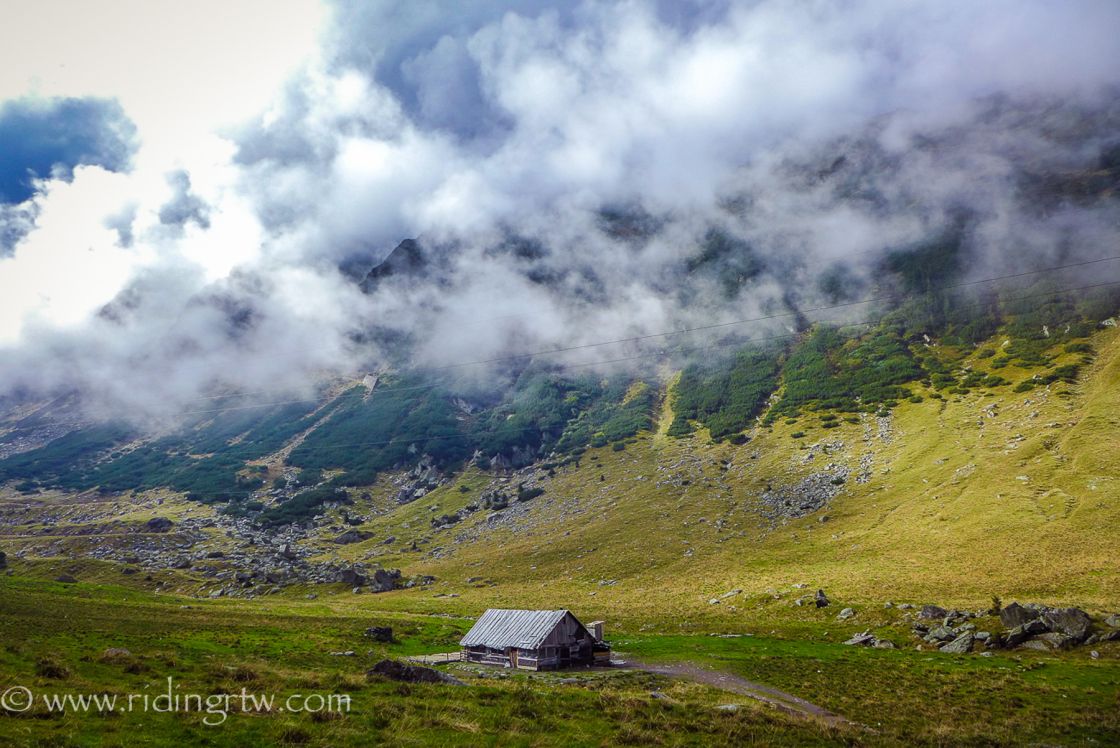 Romania: Transalpina - Transfăgărășan Loop