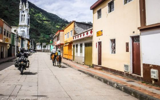 RTWPaul: Best Off-Roading in Colombia - Eastern Andes