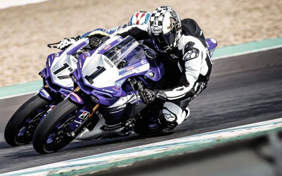 Fight hard with the Yamaha R1