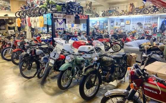 Lake Hill Motors