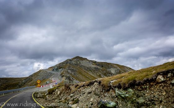 Romania: Transalpina - Transfăgărășan Loop