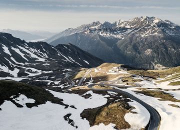 Greatest riding roads in Europe: top 10: Grossglockner Alpenstrasse