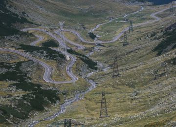 Greatest riding roads in Europe: top 10: Transfagarasan