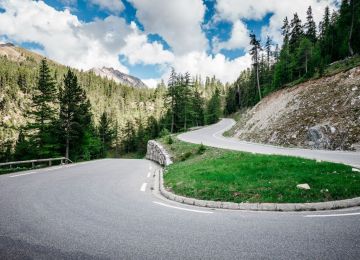 Greatest riding roads in Europe: top 10: Col de l’Izoard