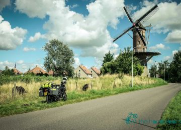 The first day, after riding from London into Dover, I crossed to Calais, France. After departure from the Calais docks, I entered to tiny laneways surrounding Belgian farmlands, before entering a very flat Netherlands, again, all on farming roads where my only company was the occasional tractor and the odd windmill.