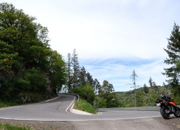 Between Moselle & Saarland