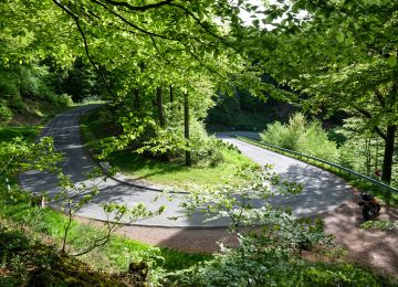 Between Moselle & Saarland