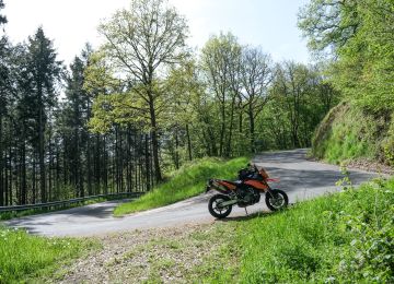 Between Moselle & Saarland