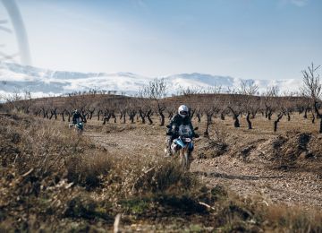 Riding with the Sierra Nevada as backdrop. 